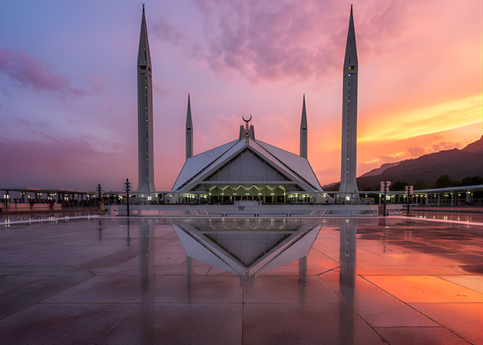 Turnkey contractor selection Pakistan choosing right company