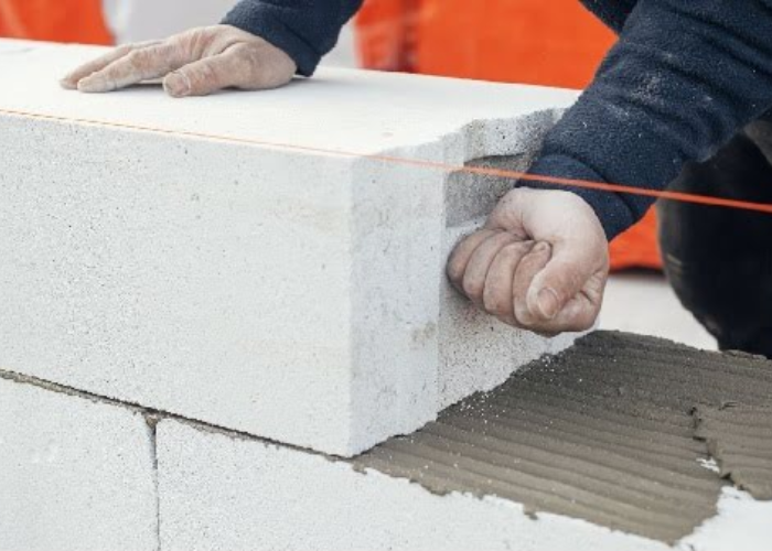 AAC blocks vs red clay bricks comparison Pakistan construction